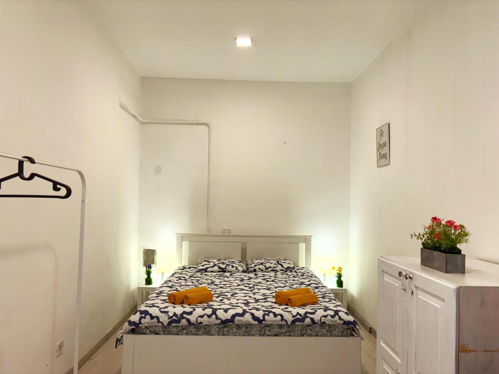 Private Apartment-7pax Apartman *